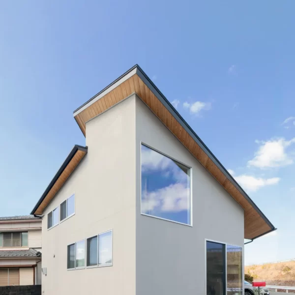 gallery-item