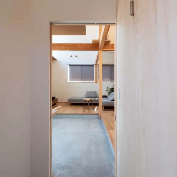 gallery-item