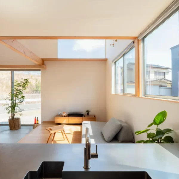 gallery-item