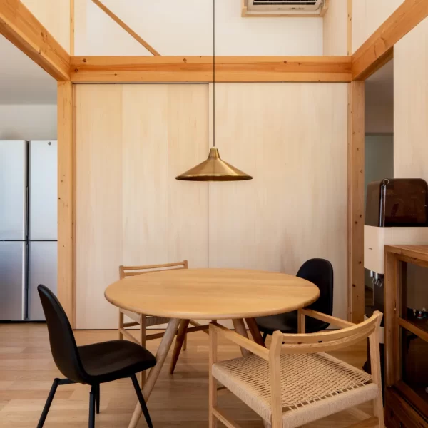 gallery-item
