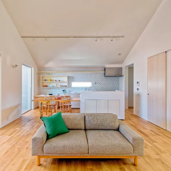 gallery-item