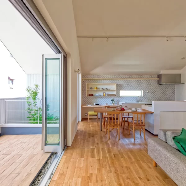 gallery-item