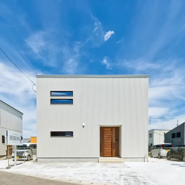 gallery-item