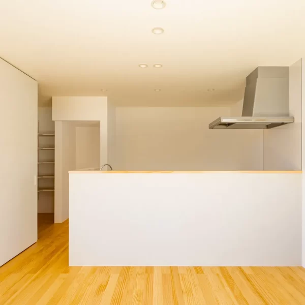 gallery-item
