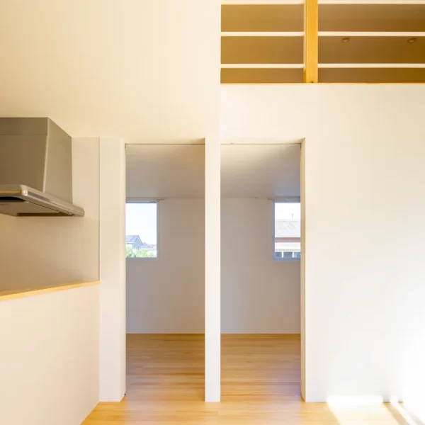 gallery-item