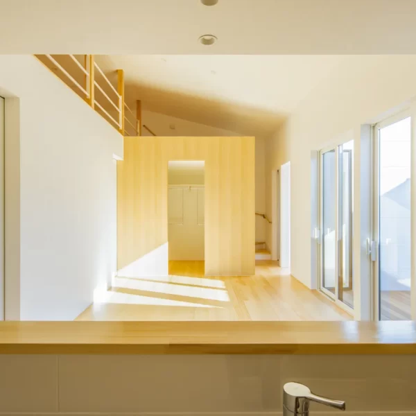 gallery-item