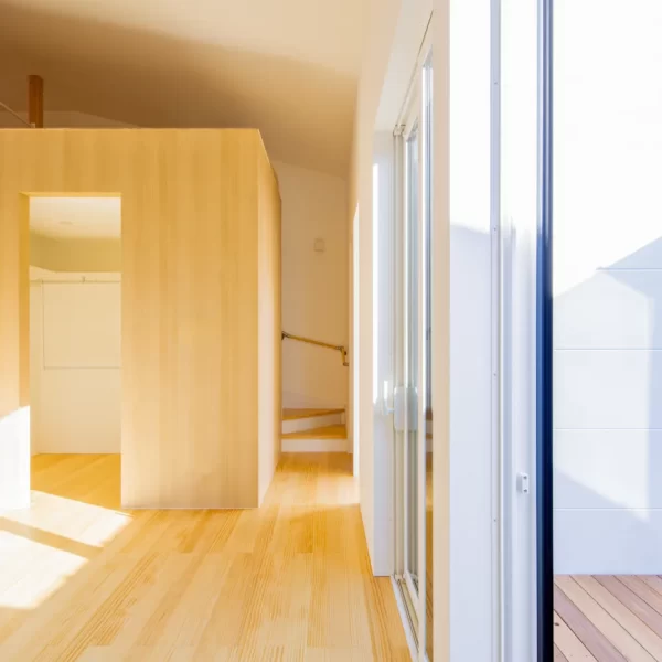 gallery-item